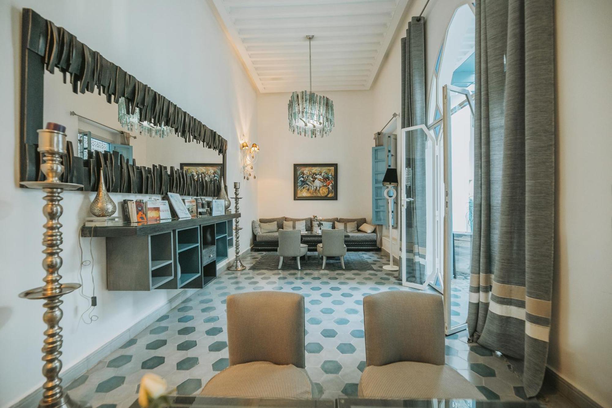 מרקש Riad Le Perroquet Bleu Suites & Spa מראה חיצוני תמונה
